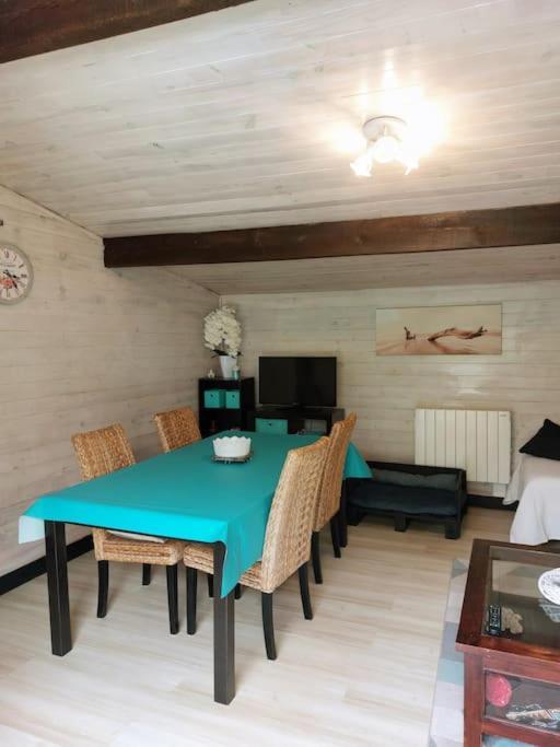 Chalet A Louer Pres De Dax Mees Екстер'єр фото